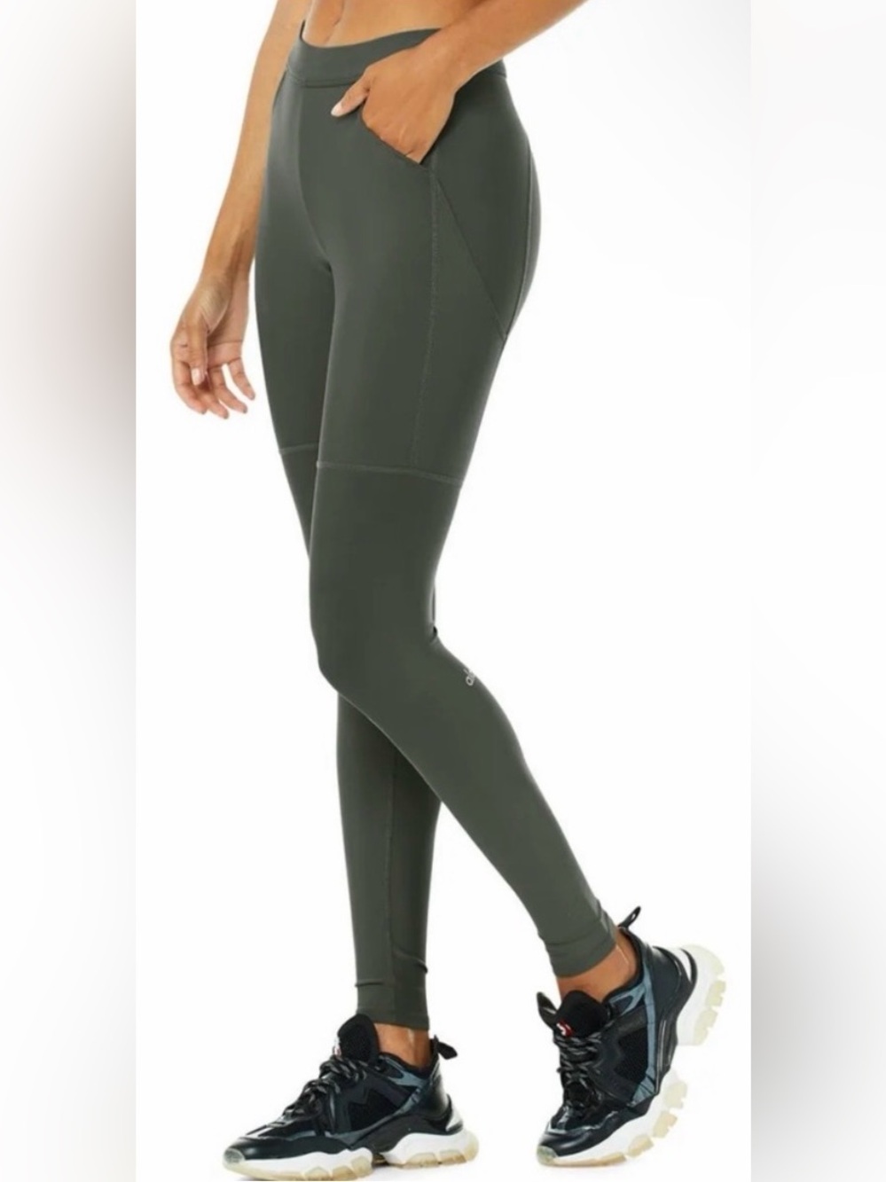 Alo Yoga Airlift utility pocket leggings
